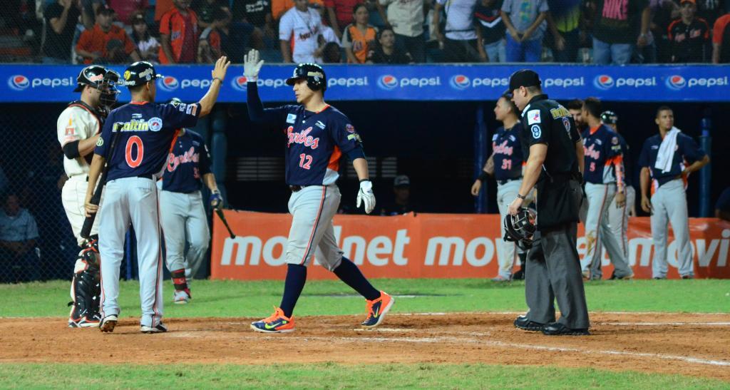 JOSE GIL